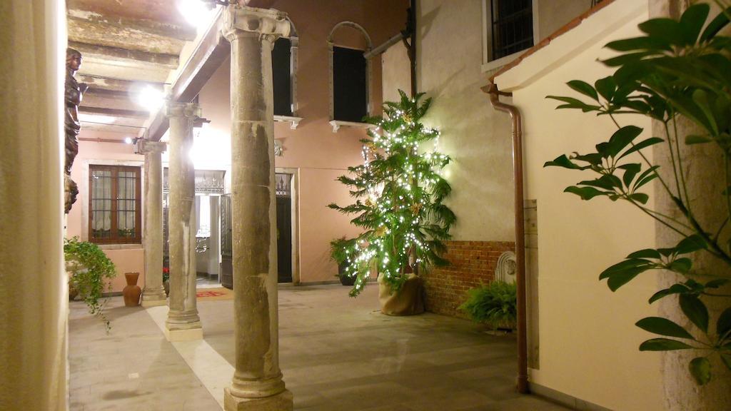 Hotel Sant'Antonin Venice Exterior photo